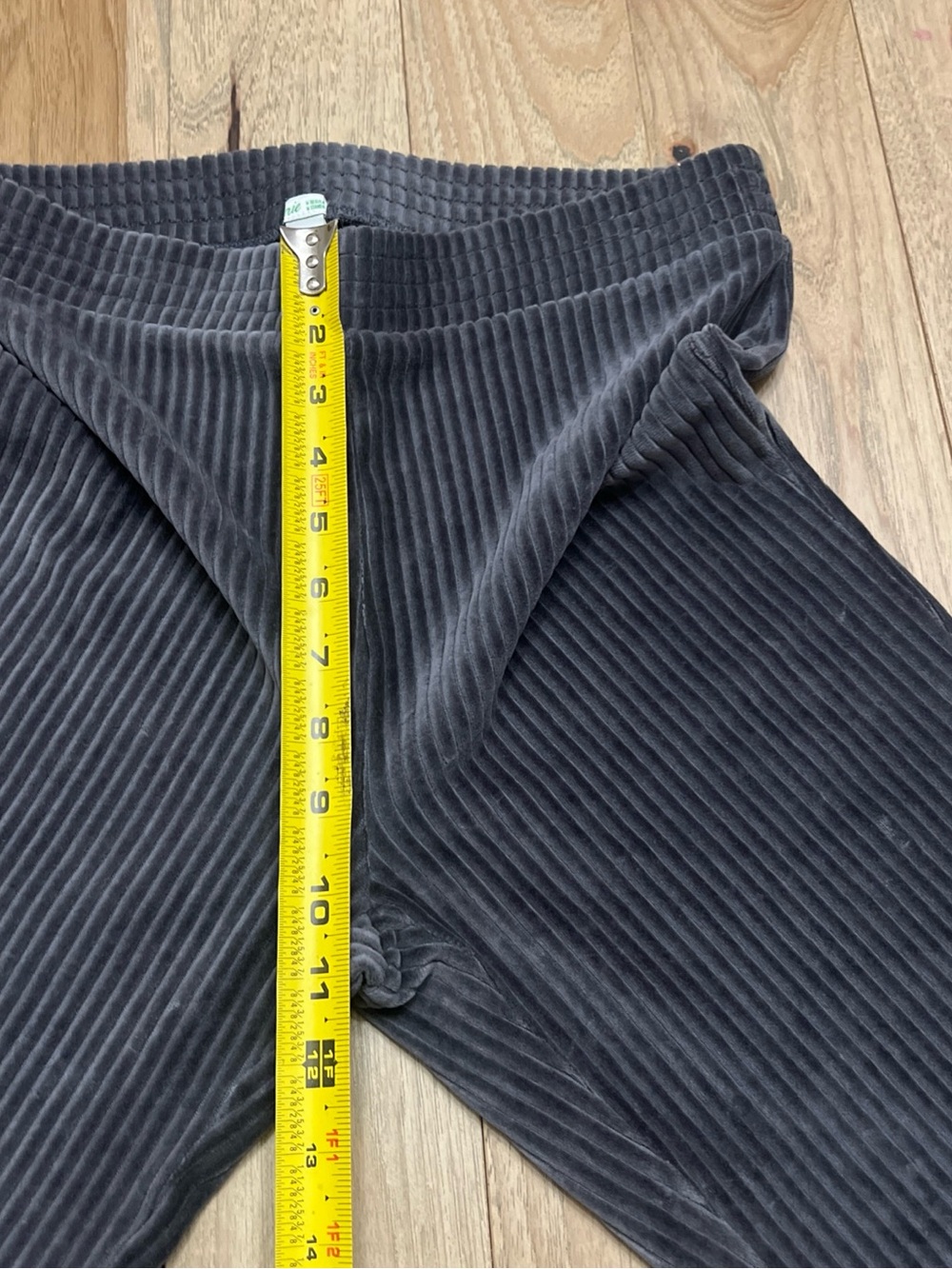 Aerie Groove-On Ribbed Velour High Waisted Flare Leggings in Charcoal Gray M - Picture 5 of 12
